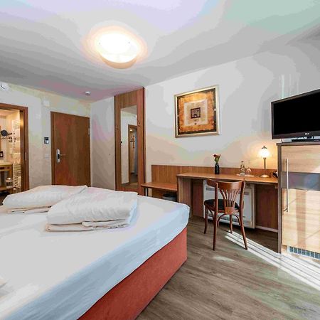 Hotel Hagnauer Hof Bagian luar foto